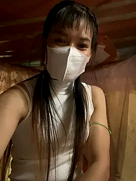 Snapshot of PhanHaa chatting on 10-22-25, 03:07 PhanHaa online show from 10-22-25, 03:07