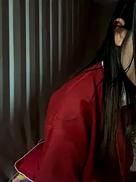 Snapshot of PhanHaa chatting on 01-08-26, 03:09 PhanHaa online show from 01-08-26, 03:09