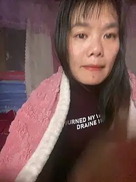 Snapshot of PhanHaa chatting on 01-17-26, 01:16 PhanHaa online show from 01-17-26, 01:16