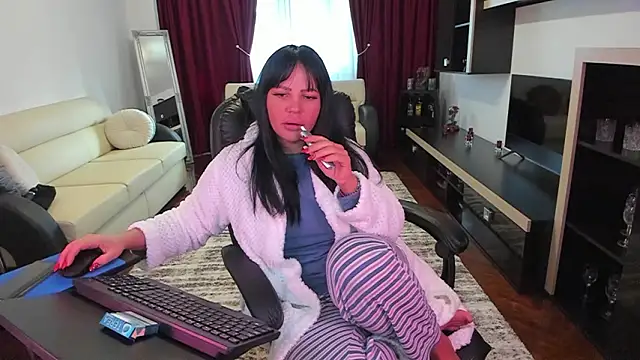 Ella sweety00 online show from 03-12-26, 06:19