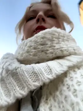 EveLittleSinner online show from 10-18-25, 02:40