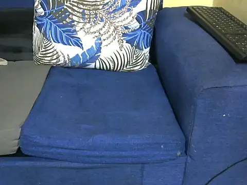 Moningexz123 online show from 09-20-25, 03:13