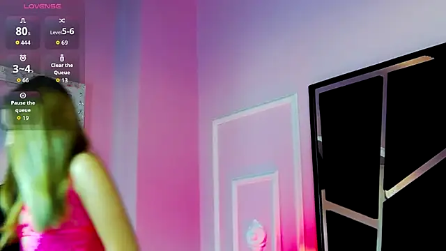 Breezelle online show from 10-19-25, 03:56