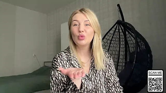 Blondie xoxoxo online show from 04-03-26, 12:25