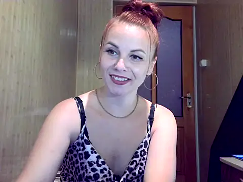 Kisa26311 online show from 09-28-25, 10:20