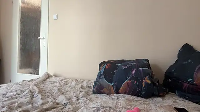 Kitty5348 online show from 04-18-26, 02:32