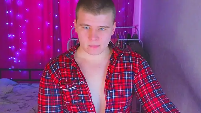 Snapshot of kittenmurr chatting on 02-10-26, 06:06 kittenmurr online show from 02-10-26, 06:06