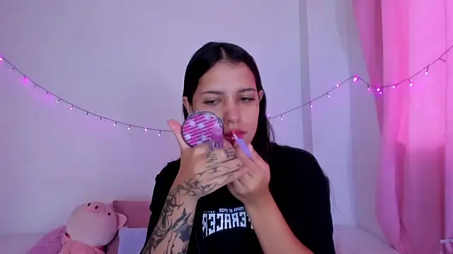 Abby roussee online show from 09-30-25, 12:43