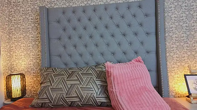 Snapshot of Abby_roussee chatting on 02-07-26, 10:02 Abby roussee online show from 02-07-26, 10:02