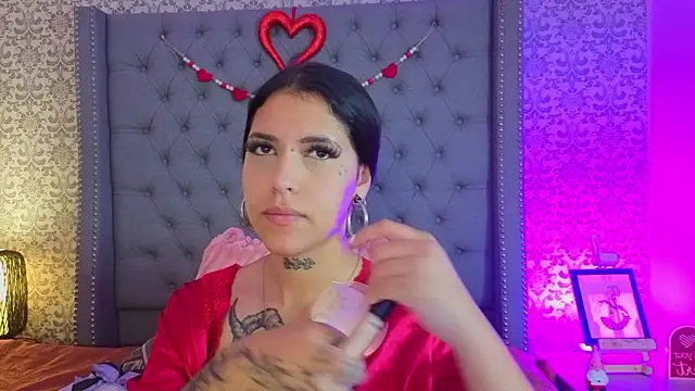 Snapshot of Abby_roussee chatting on 02-14-26, 09:11 Abby roussee online show from 02-14-26, 09:11