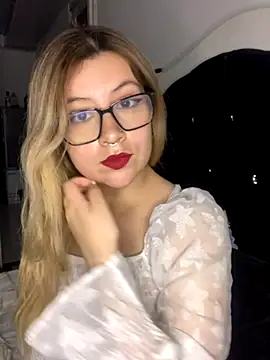 Blair Bunnyy online show from 10-29-25, 07:21