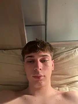 Snapshot of Fappatore_Nato05 chatting on 09-13-25, 02:17 Fappatore Nato05 online show from 09-13-25, 02:17