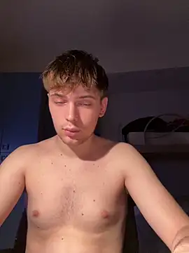 Snapshot of Fappatore_Nato05 chatting on 09-30-25, 09:20 Fappatore Nato05 online show from 09-30-25, 09:20