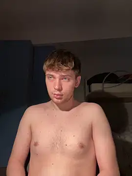 Snapshot of Fappatore_Nato05 chatting on 10-04-25, 03:10 Fappatore Nato05 online show from 10-04-25, 03:10