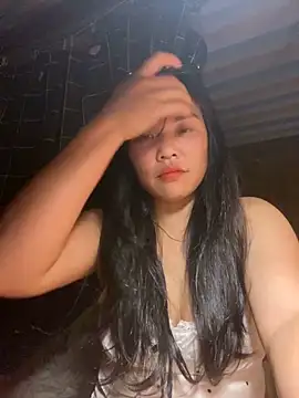 Snapshot of sexybaby_00 chatting on 09-15-25, 01:33 sexybaby 00 online show from 09-15-25, 01:33
