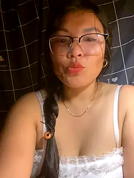 Snapshot of sexybaby_00 chatting on 10-01-25, 11:27 sexybaby 00 online show from 10-01-25, 11:27