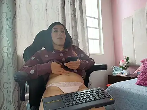 DarlingDuchess  online show from 09-26-25, 03:38