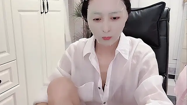 Ianxuan online show from 10-04-25, 01:03