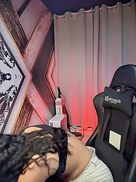 jenn fit online show from 12-05-25, 03:37