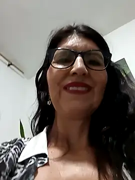 Snapshot of swity_foster chatting on 09-24-25, 09:23 swity foster online show from 09-24-25, 09:23