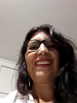 Snapshot of swity_foster chatting on 09-28-25, 08:31 swity foster online show from 09-28-25, 08:31