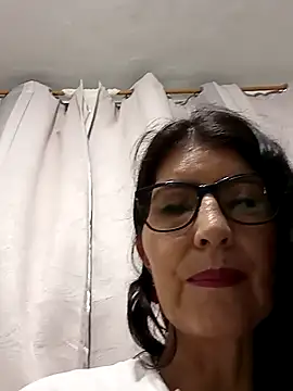 Snapshot of swity_foster chatting on 10-29-25, 09:55 swity foster online show from 10-29-25, 09:55