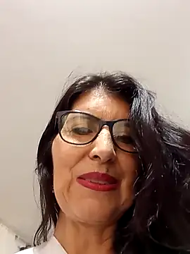 Snapshot of swity_foster chatting on 11-10-25, 12:37 swity foster online show from 11-10-25, 12:37