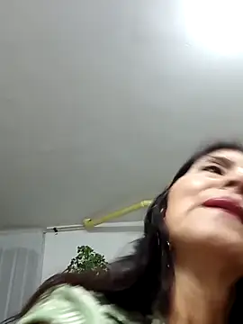 Snapshot of swity_foster chatting on 11-22-25, 09:08 swity foster online show from 11-22-25, 09:08