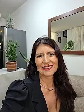 Snapshot of swity_foster chatting on 04-26-26, 02:48 swity foster online show from 04-26-26, 02:48