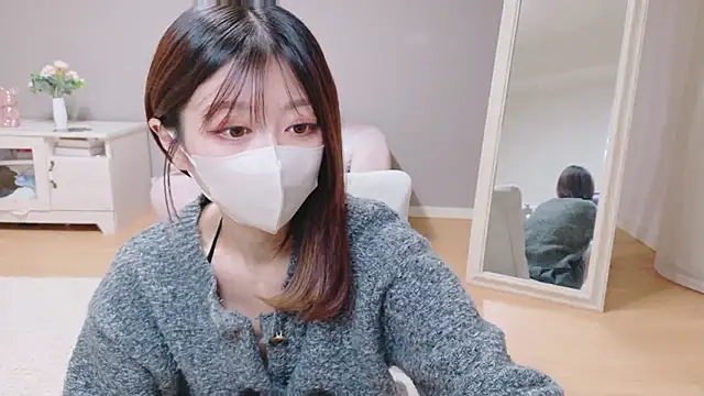 Yuna-ch online show from 02-28-26, 11:00