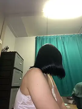 melyiaaa online show from 04-21-26, 02:34