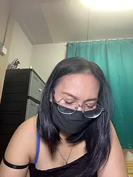 Snapshot of melyiaaa chatting on 04-29-26, 02:54 melyiaaa online show from 04-29-26, 02:54