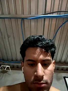 Snapshot of Johnxxx22 chatting on 11-14-25, 08:13 Johnxxx22 online show from 11-14-25, 08:13