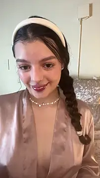 AriaHeavenss online show from 11-13-25, 12:20