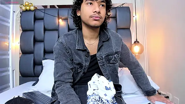 Miriam milf online show from 12-04-25, 12:25