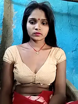 Snapshot of Harini_Gautam chatting on 12-17-25, 09:15 Harini Gautam online show from 12-17-25, 09:15