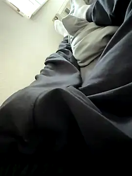 Snapshot of Dicksxd chatting on 09-26-25, 12:20 Dicksxd online show from 09-26-25, 12:20