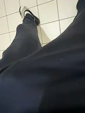 Snapshot of Dicksxd chatting on 12-04-25, 07:00 Dicksxd online show from 12-04-25, 07:00