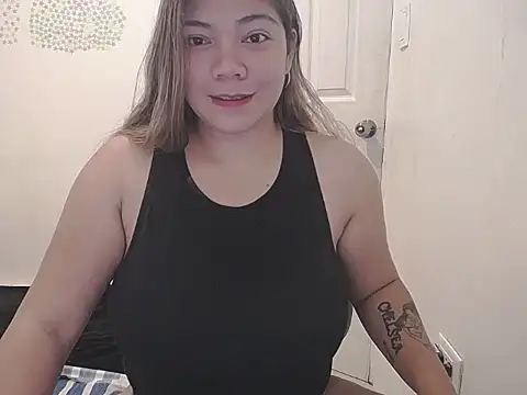 briannalove222 online show from 12-01-25, 11:54