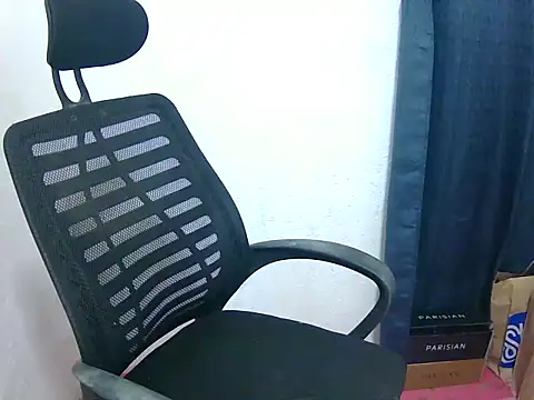 B-e-l-l-e online show from 10-07-25, 07:05