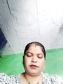 Snapshot of Bhavna_hot chatting on 10-08-25, 04:21 Bhavna hot online show from 10-08-25, 04:21