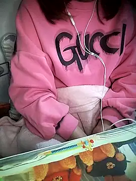 Snapshot of Kuncute chatting on 12-15-25, 05:55 Kuncute online show from 12-15-25, 05:55