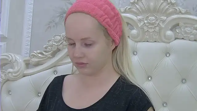 EllieFrosty  online show from 03-05-26, 09:55