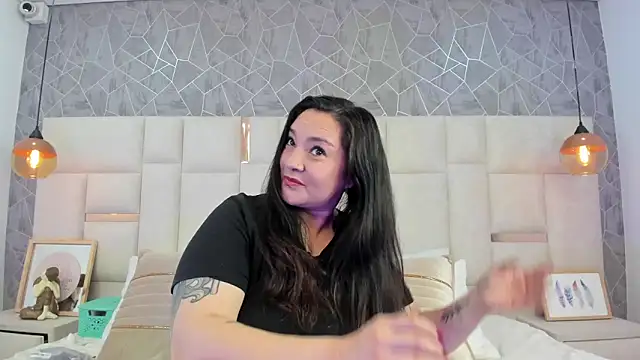 Snapshot of _im_alaya chatting on 09-26-25, 03:43 im alaya online show from 09-26-25, 03:43