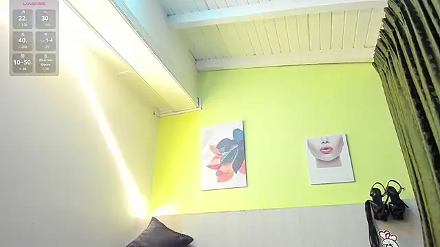 Snapshot of AtheneaArbelaez_ chatting on 09-30-25, 12:43 AtheneaArbelaez online show from 09-30-25, 12:43