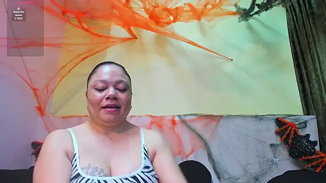 Snapshot of AtheneaArbelaez_ chatting on 10-29-25, 12:51 AtheneaArbelaez online show from 10-29-25, 12:51