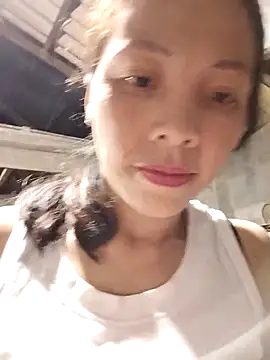 Snapshot of Sinejdk3 chatting on 10-17-25, 10:56 Sinejdk3 online show from 10-17-25, 10:56