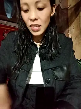 Snapshot of Sinejdk3 chatting on 10-18-25, 11:33 Sinejdk3 online show from 10-18-25, 11:33