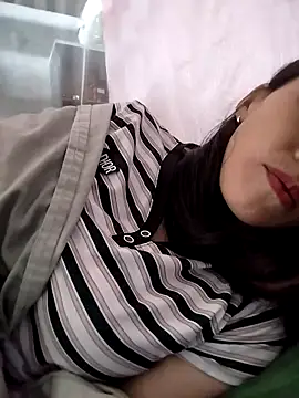 Snapshot of Sinejdk3 chatting on 10-28-25, 01:20 Sinejdk3 online show from 10-28-25, 01:20