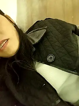 Snapshot of Sinejdk3 chatting on 10-29-25, 01:35 Sinejdk3 online show from 10-29-25, 01:35